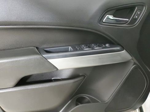 Used 2019 Chevrolet Colorado LT w/ LT Convenience Package image 19