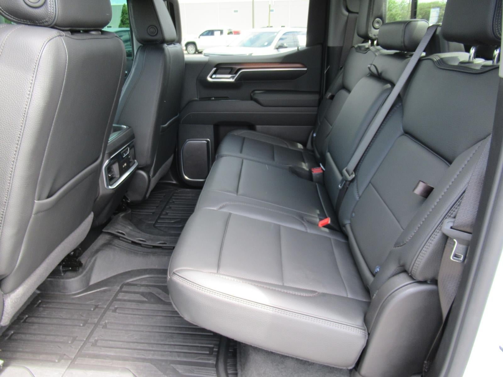 Used 2026 GMC Sierra 1500 Denali AWD/4WD image 39