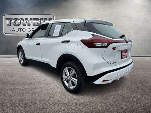 Used 2024 Nissan Kicks S FWD image 6