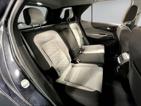 Used 2021 Chevrolet Equinox LT w/ Driver Convenience Package image 25