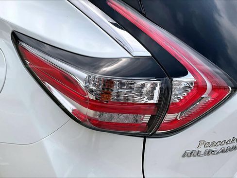 Used 2016 Nissan Murano SL w/ SL Technology Package FWD image 28