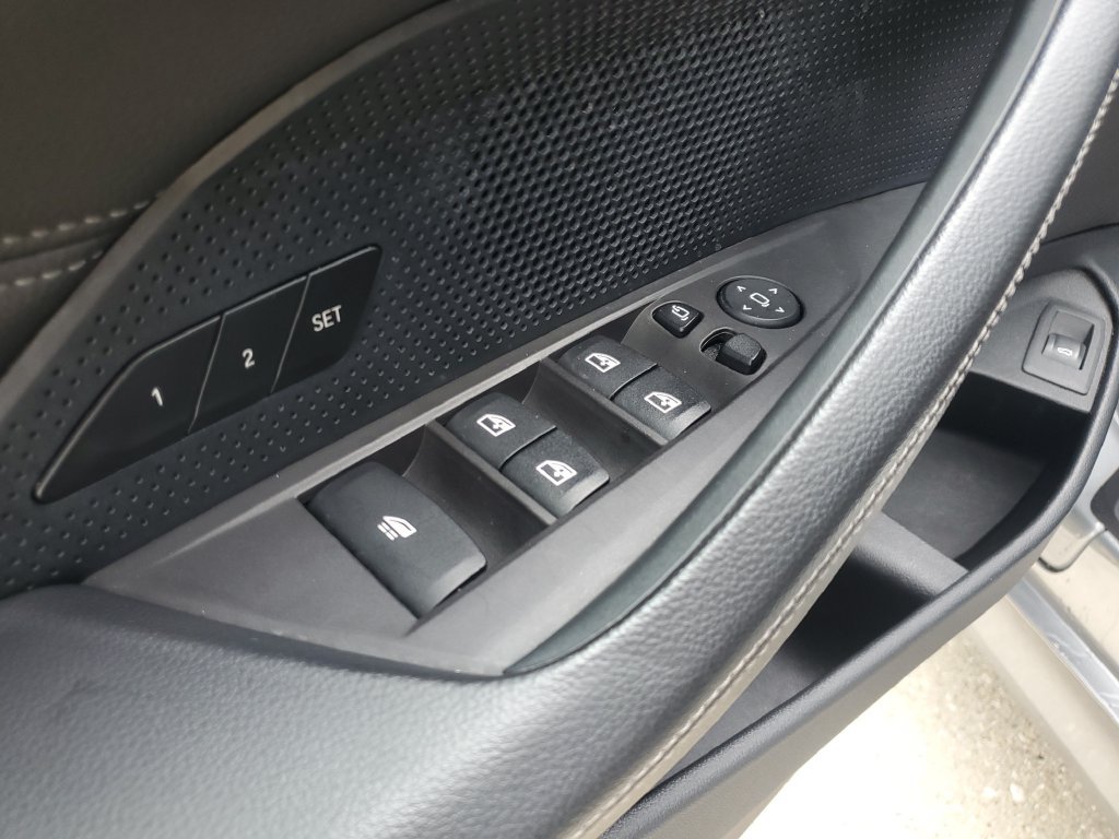 Used 2025 BMW 430i Convertible RWD image 25