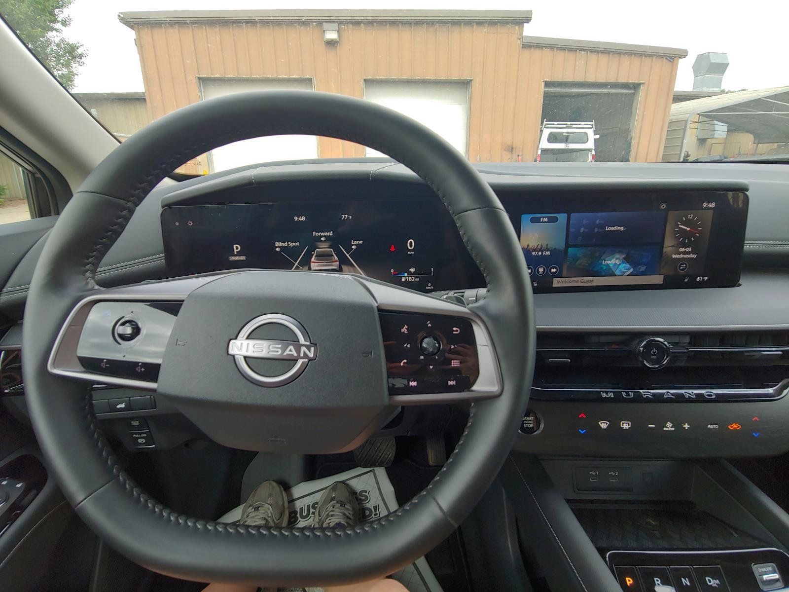 Used 2025 Nissan Murano SV AWD/4WD image 14