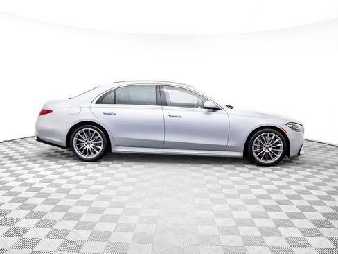 Used 2022 Mercedes-Benz S 580 4MATIC Sedan image 6