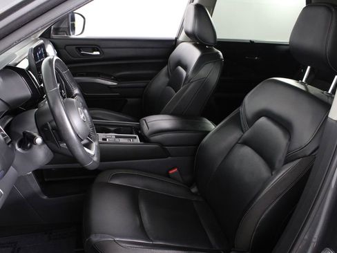 Certified 2022 Nissan Pathfinder SL FWD image 21