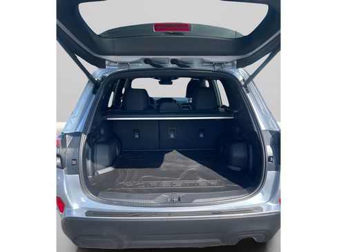 Used 2026 Subaru Forester Premium AWD/4WD image 5