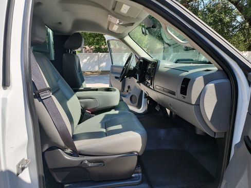 Used 2013 GMC Sierra 1500 W/T RWD image 24