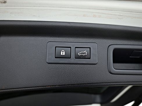 Used 2020 Subaru Forester Premium image 35