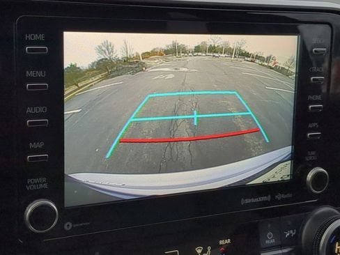 Certified 2020 Toyota Highlander XLE image 13