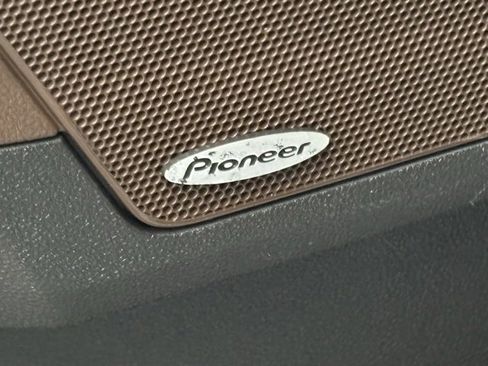 Used 2014 Chevrolet Equinox LTZ image 15