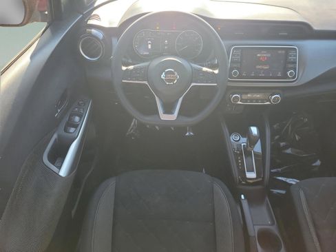 Certified 2020 Nissan Kicks SV image 30