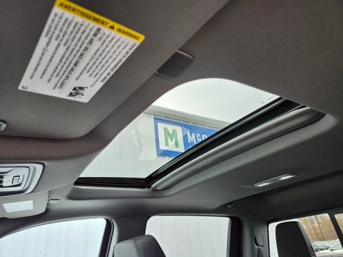 Used 2024 Chevrolet Silverado 1500 RST image 18