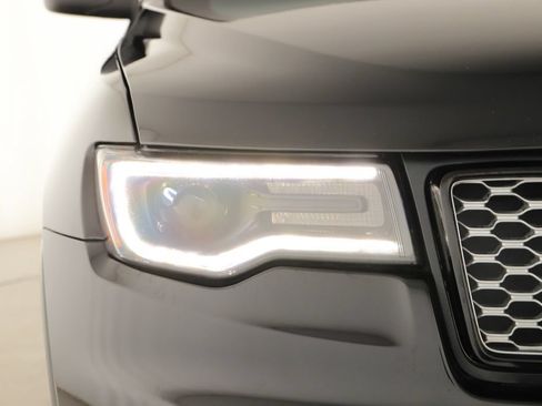 Used 2021 Jeep Grand Cherokee Laredo X RWD image 34