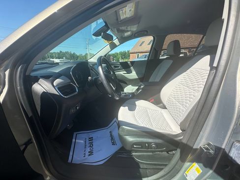 Used 2019 Chevrolet Equinox LT AWD/4WD image 9
