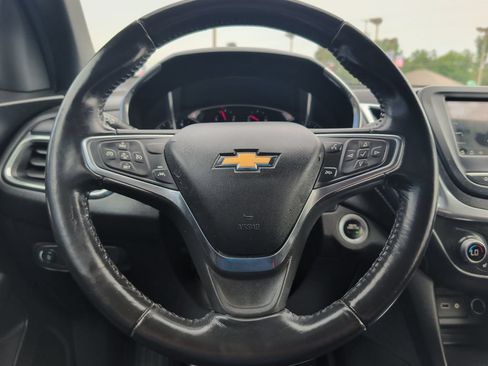 Used 2019 Chevrolet Equinox LT w/ Driver Convenience Package FWD image 11