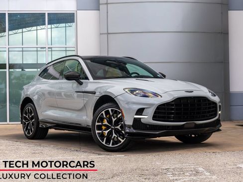 Used 2023 Aston Martin DBX 707 AWD/4WD image 1