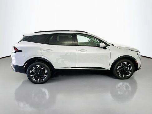 Used 2025 Kia Sportage SX AWD/4WD image 8