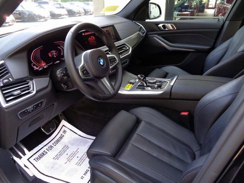 Used 2022 BMW X5 xDrive40i AWD/4WD image 9