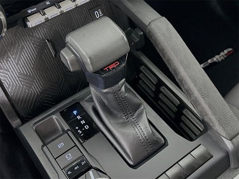 Used 2024 Toyota Tacoma TRD Sport image 14