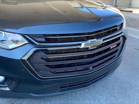 Used 2021 Chevrolet Traverse RS image 32