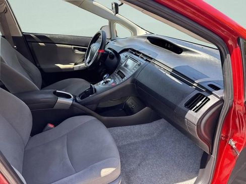 Used 2014 Toyota Prius Three FWD image 18