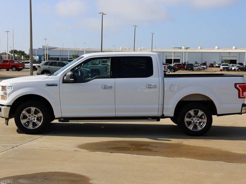Used 2017 Ford F150 XLT w/ Equipment Group 302A Luxury image 5