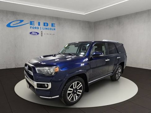 Used 2015 Toyota 4Runner Limited AWD/4WD image 5