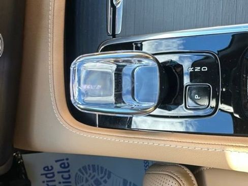 Used 2025 Volvo XC90 B6 Ultra w/ Protection Package image 51