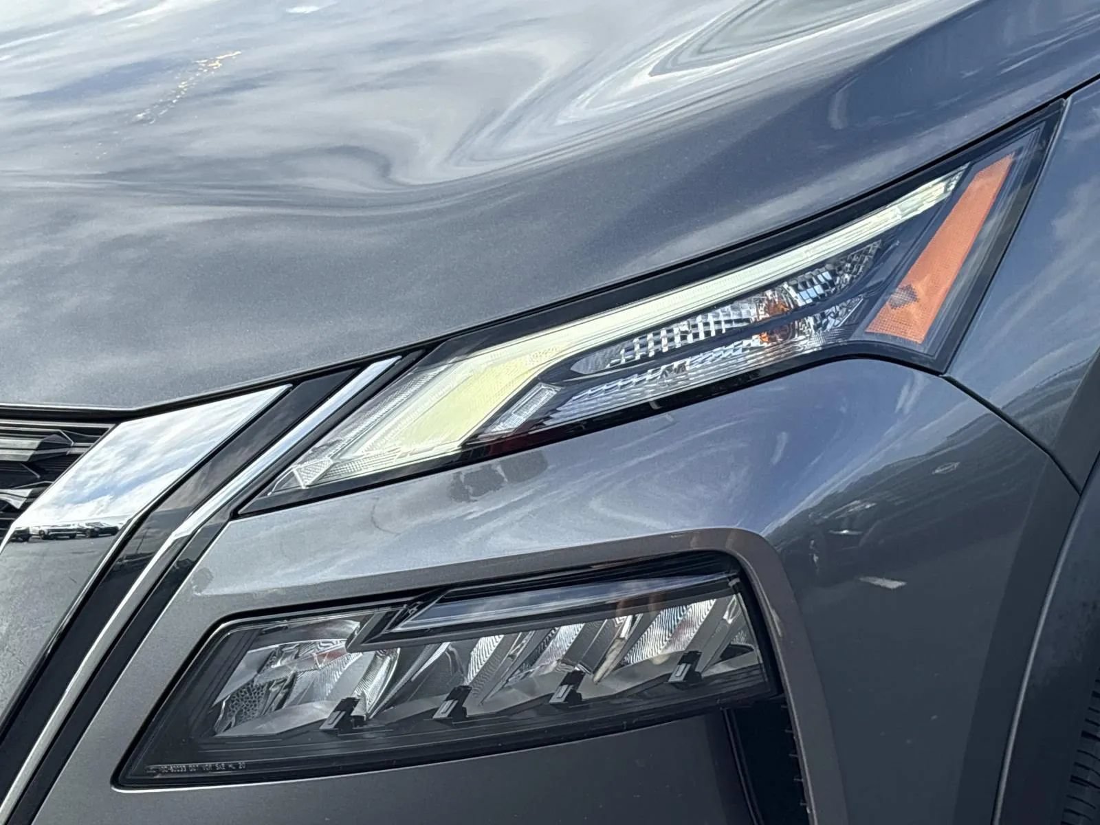 Used 2023 Nissan Rogue S FWD image 10