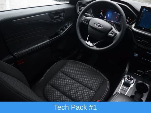 Used 2024 Ford Escape Active w/ Tech Pack #1 FWD image 2