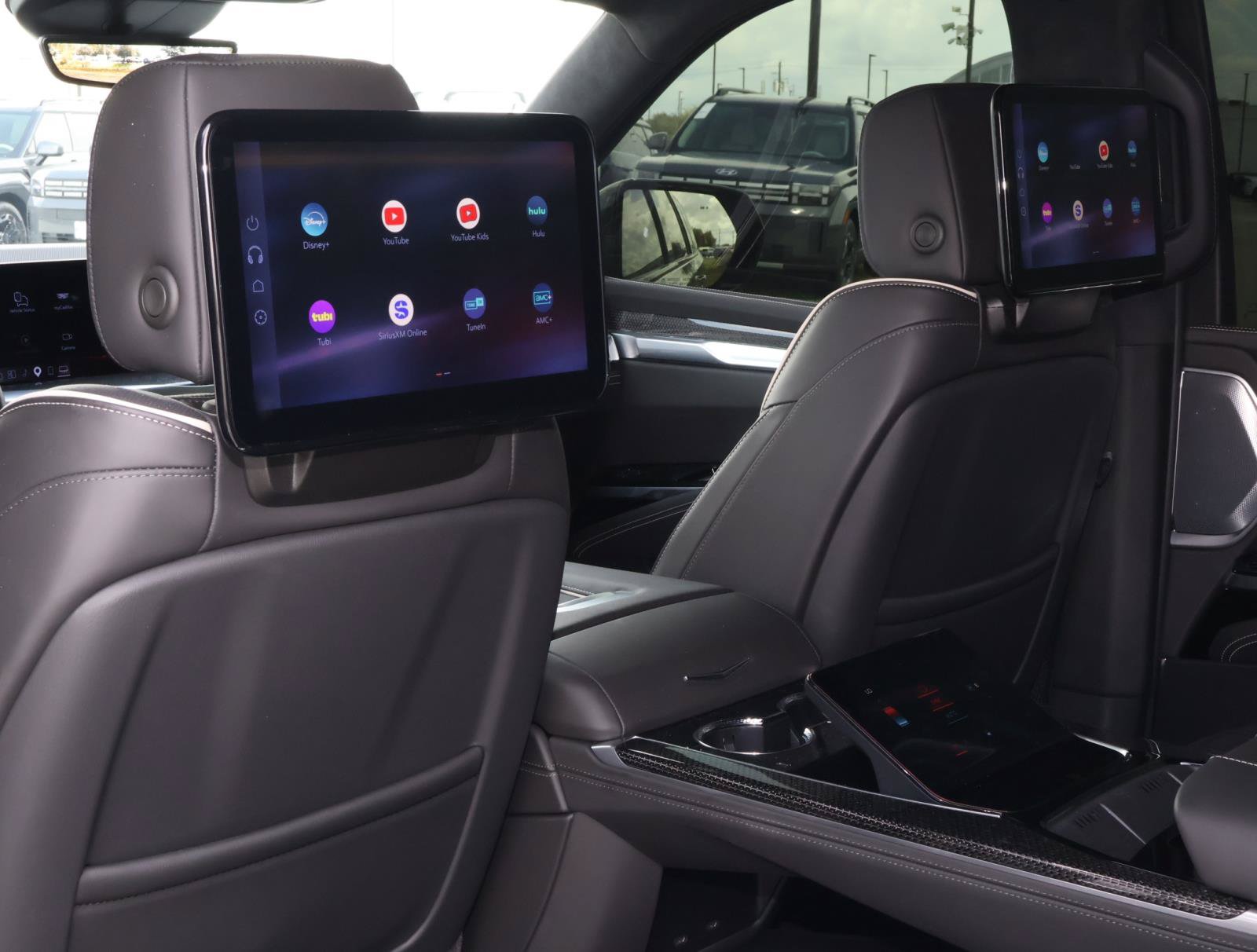 Used 2025 Cadillac Escalade ESV V AWD/4WD image 19