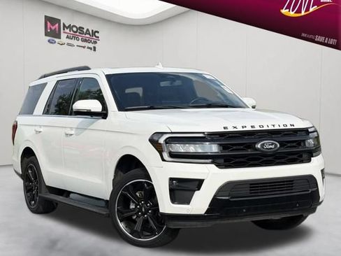 Used 2024 Ford Expedition Limited AWD/4WD image 1