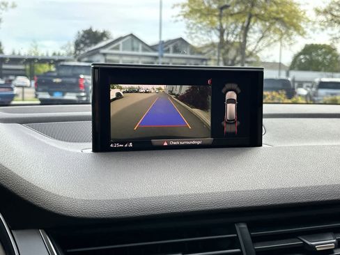 Used 2019 Audi Q7 2.0T Premium w/ Convenience Package AWD/4WD image 24