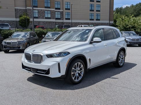 New 2026 BMW X5 xDrive40i w/ Climate Comfort Package AWD/4WD image 7