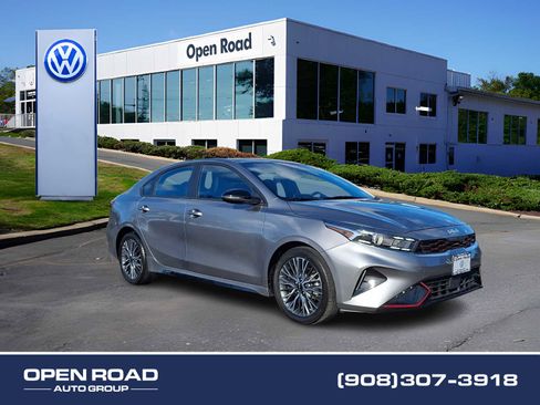 Used 2023 Kia Forte GT-Line w/ GT-Line Premium Package image 1