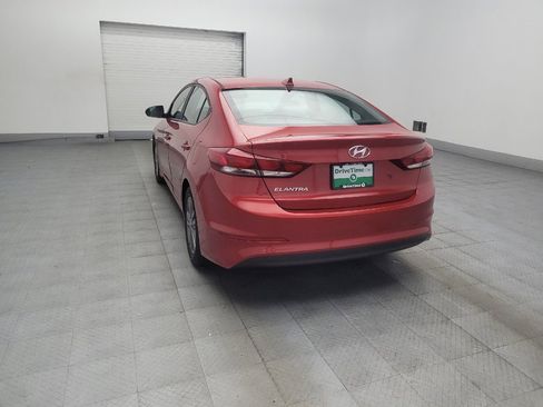 Used 2018 Hyundai Elantra SEL FWD image 5