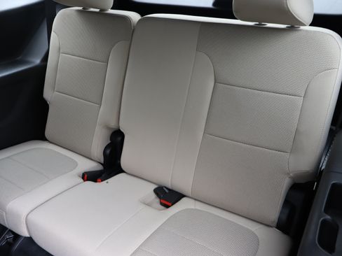 Used 2023 Chevrolet Traverse LS w/ Safety Package AWD/4WD image 33
