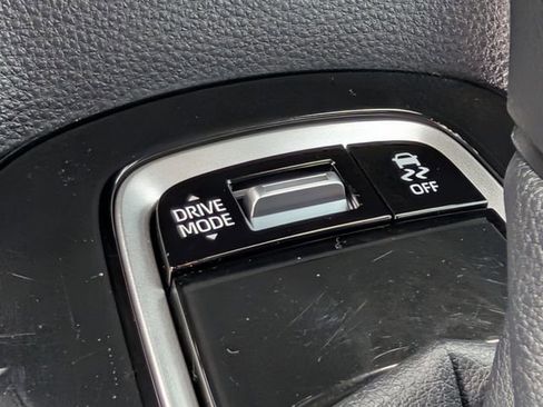 Certified 2025 Toyota Corolla SE FWD image 16