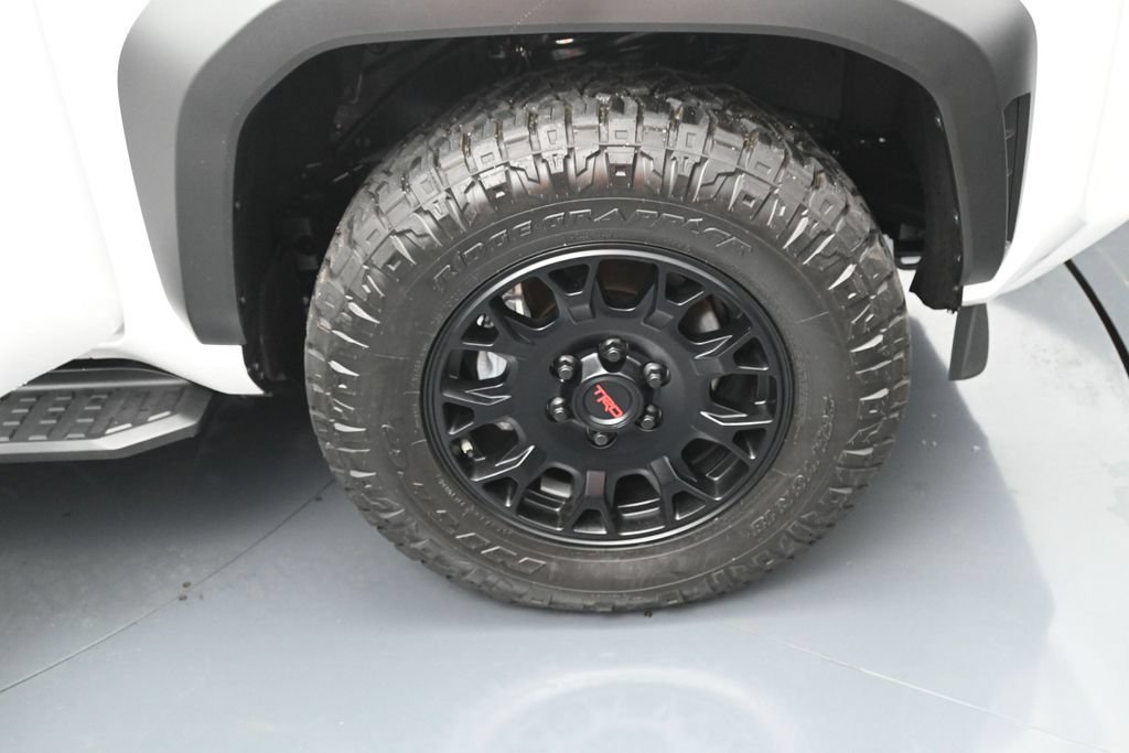 Certified 2026 Toyota 4Runner TRD Off-Road Premium AWD/4WD image 41