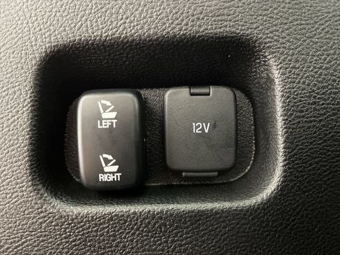 Certified 2024 Ford Edge SEL w/ Convenience Package AWD/4WD image 4