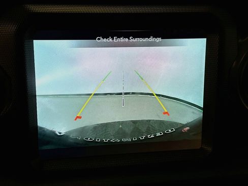 Used 2023 Jeep Wrangler Unlimited w/ Sun & Screen Package AWD/4WD image 23