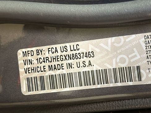 Used 2022 Jeep Grand Cherokee Summit AWD/4WD image 34
