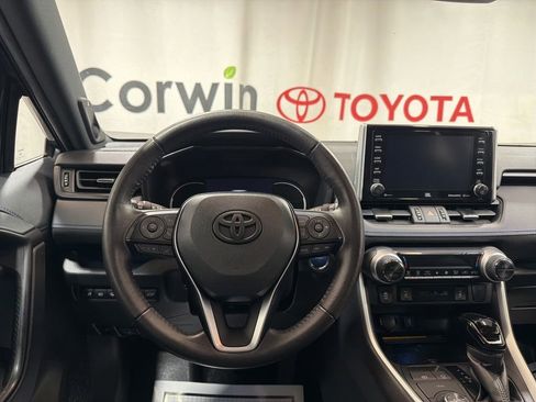 Used 2021 Toyota RAV4 XSE AWD/4WD image 22
