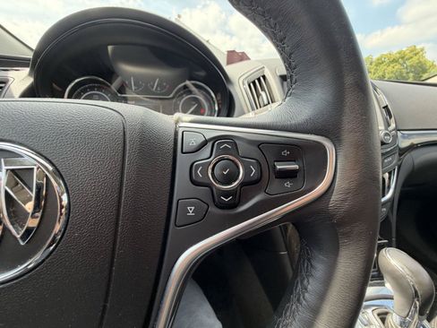 Used 2016 Buick Regal Premium FWD image 19