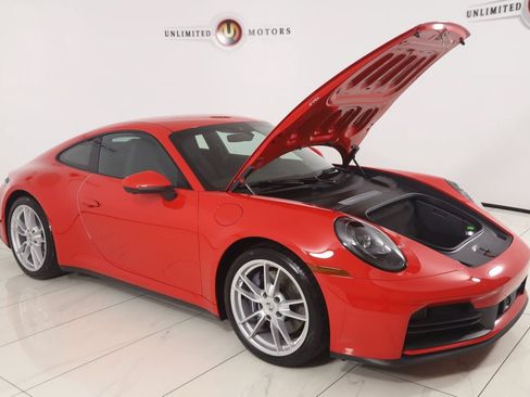 Used 2025 Porsche 911 Carrera RWD image 26