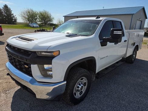 Used 2022 Chevrolet Silverado 2500 W/T w/ WT Convenience Package AWD/4WD image 6