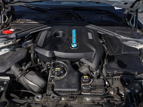 Used 2018 BMW 330e image 27