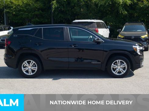 Used 2024 GMC Terrain SLE AWD/4WD image 4