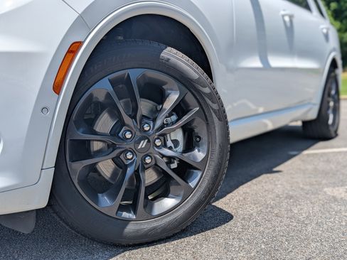 Used 2024 Dodge Durango GT RWD image 36