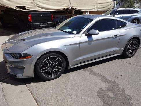 Used 2020 Ford Mustang Premium RWD image 2